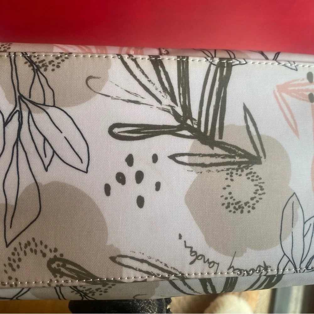 Radley London NWT get ready for spring beige Desert Floral Nylon & Leather Trim - Picture 8 of 8